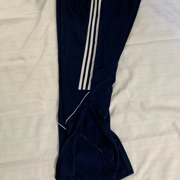 Adidas Extra Large Blue AEROREADY Pants - Picture 9 of 9